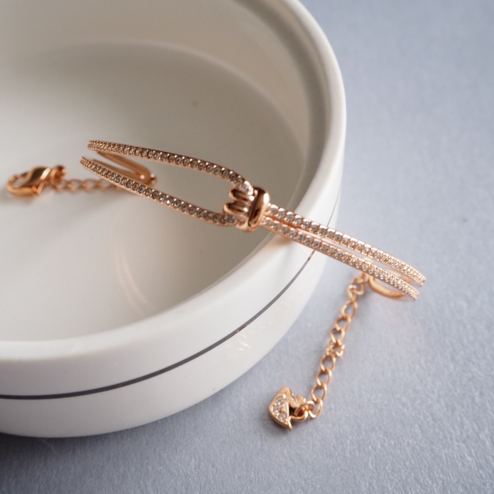 Swarovski Lifelong bangle
Knot, White, Rose gold-tone plated 5390818